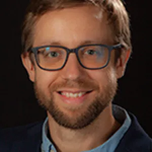 Headshot of Andrew Maurer