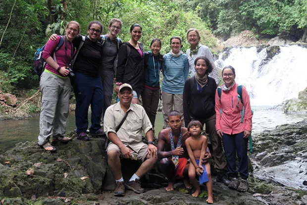 Neuroscience students in Panama